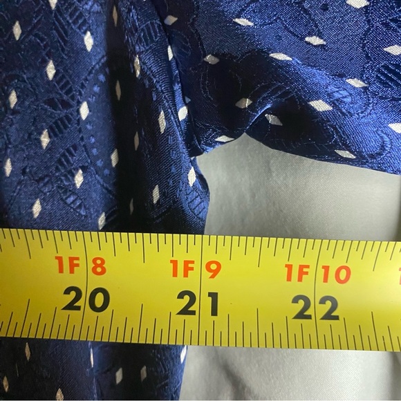 Vtg 90s Linda Bis Montreal Night Robe Women’s Sz M Silky Blue w Polka Dots Satin - Picture 6 of 7